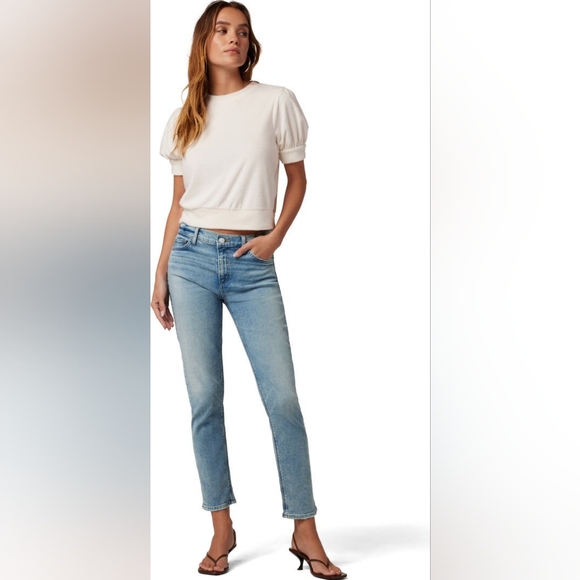 Joe's Jeans Denim - NWT Joe's Jeans The Bobby Midrise Tapered boyfriend